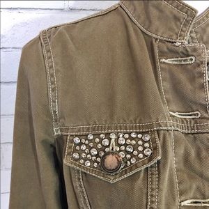 Twill Twentytwo by Anthropologie